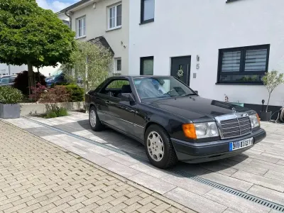 Gebraucht Mercedes 230 Sportline 132 PS (97 kW) 1991 Grau Coupé