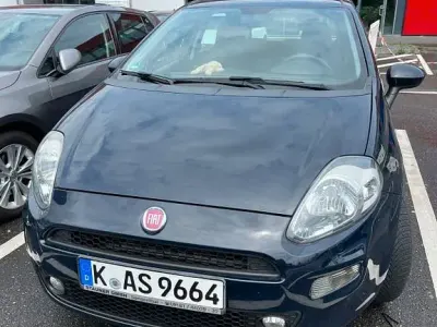 Gebraucht Fiat Punto 69 PS (50 kW) 2016 Blau Kleinwagen
