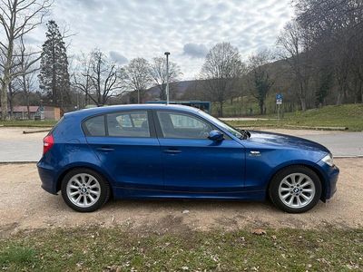 Gebraucht BMW 116 122 PS (89 kW) 2009 Blau Kleinwagen