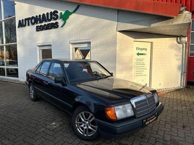 Brugt Mercedes E200 118 HK (86 kW) 1989 Grå Sedan