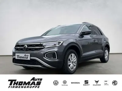 Second-hand VW T-Roc Life 150 CP (110 kW) 2023 Gri SUV