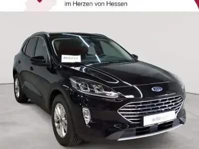 Używany Ford Kuga Titanium 120 KM (88 kW) 2023 Czarny SUV