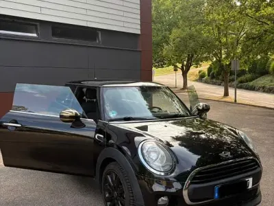 Gebraucht Mini ONE 75 PS (55 kW) 2017 Schwarz Kleinwagen