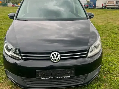 Gebraucht VW Touran 140 PS (102 kW) 2012 Schwarz Van / Kleinbus