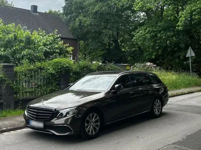 Gebraucht Mercedes E250 Exclusive 211 PS (155 kW) 2016 Braun Kombi