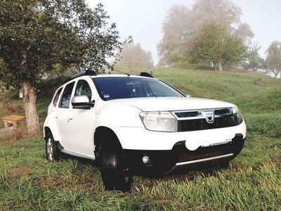 gebraucht Dacia Duster DusterdCi 110 FAP 4x4 Laureate