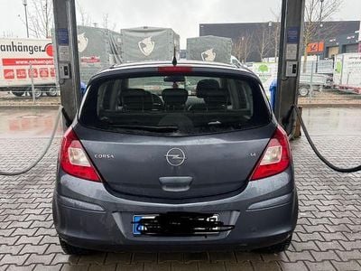 Blau Gebraucht 2007 Opel Corsa Innovation Limousine | 2.799 € (Etwas zu teuer)