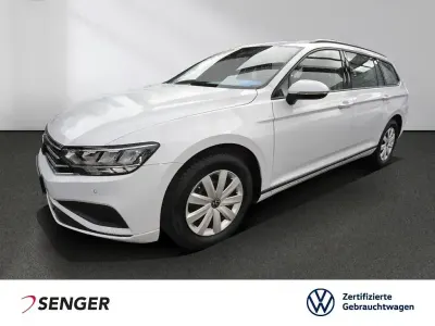 Gebraucht VW Passat Basis 150 PS (110 kW) 2024 Weiß Kombi