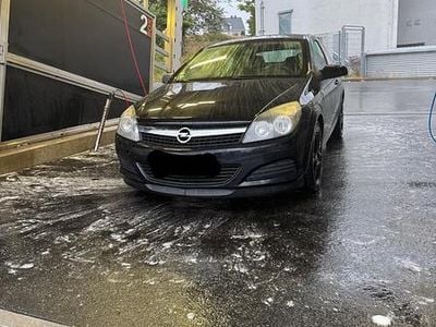 Opel Astra GTC