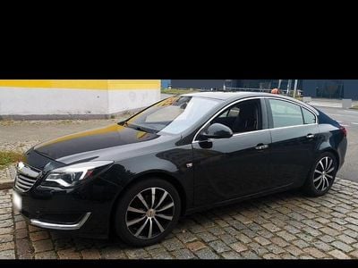 Gebraucht Opel Insignia Edition 131 PS (96 kW) 2012 Schwarz Limousine
