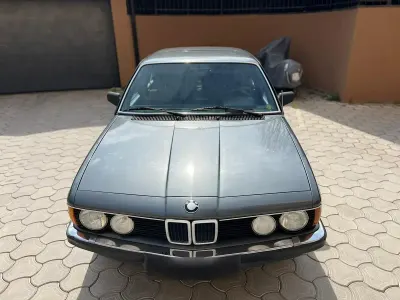 Brugt BMW 725 150 HK (110 kW) 1983 Grå Sedan