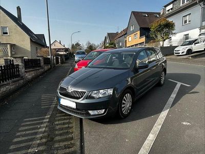 Gebraucht Skoda Octavia Style 150 PS (110 kW) 2014 Grau Kombi