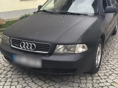 Gebraucht Audi A4 125 PS (91 kW) 1998 Blau Limousine