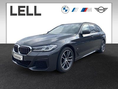 Grau Gebraucht 2021 BMW 520 M Sport Kombi | 30.750 € (Fairer Preis)