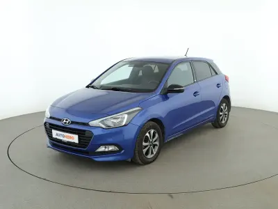 Gebraucht Hyundai i20 Passion 84 PS (61 kW) 2018 Blau Limousine