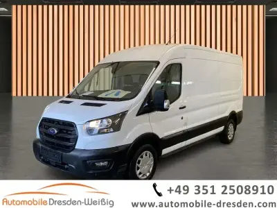 Gebraucht Ford Transit Trend 131 PS (96 kW) 2023 Weiß frostweiß Van