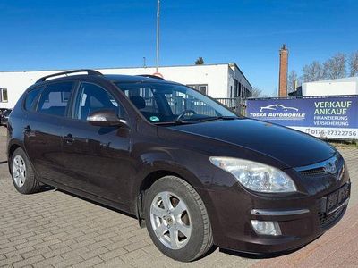 Gebraucht Hyundai i30 116 PS (85 kW) 2008 Braun Kombi