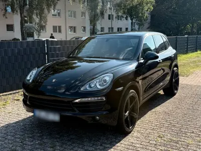 Gebraucht Porsche Cayenne 299 PS (219 kW) 2011 Schwarz SUV