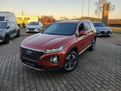 Gebraucht Hyundai Santa Fe Premium 200 PS (147 kW) 2018 Magma red (yr2) SUV