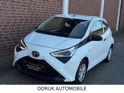 Begagnad Toyota Aygo 72 HK (52 kW) 2019 Vit Halvkombi