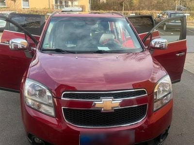 Gebraucht Chevrolet Orlando 163 PS (119 kW) 2012 Rot Van / Kleinbus