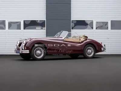 Gebraucht Jaguar XK 213 PS (156 kW) 1955 Rot Cabrio