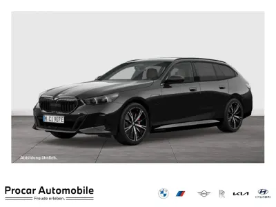 Gebraucht BMW 550e M Sport 489 PS (359 kW) 2025 Schwarz Kombi