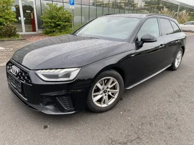 Gebraucht Audi A4 S-Line 163 PS (119 kW) 2022 Schwarz Kombi