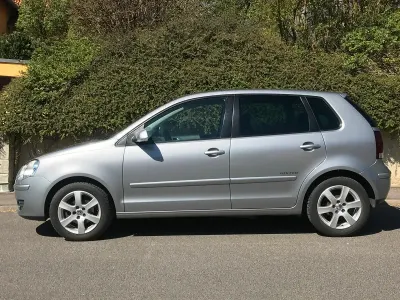 Gebraucht VW Polo 69 PS (50 kW) 2009 Silber Kleinwagen