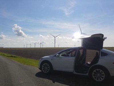 Tesla Model X