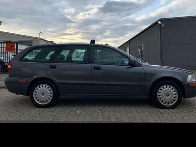 Brugt Volvo V40 109 HK (80 kW) 2001 Grå Stationcar