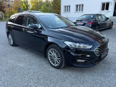Używany Ford Mondeo Trend 150 KM (110 kW) 2019 Czarny Sedan/Limuzyna