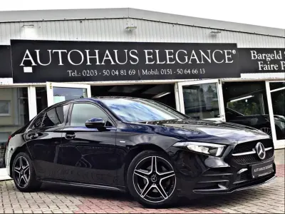 Gebraucht Mercedes A200 AMG line 150 PS (110 kW) 2022 Nachtschwarz Limousine