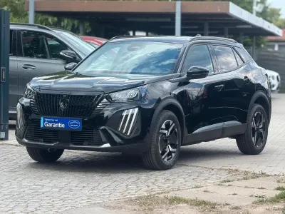 Gebraucht Peugeot 2008 Allure 131 PS (96 kW) 2025 Noir perla nera SUV
