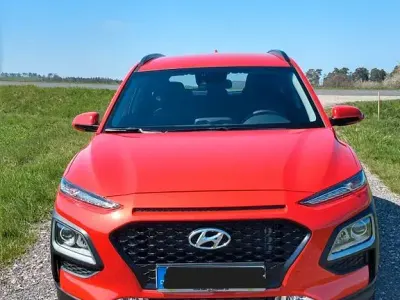 Gebraucht Hyundai Kona Trend 120 PS (88 kW) 2020 Orange SUV