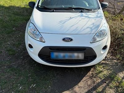 Gebraucht Ford Ka 115 PS (84 kW) 2014 Weiß Kleinwagen