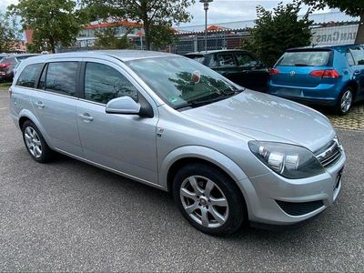 Second-hand Opel Astra 110 CP (80 kW) 2010 Argintiu Break