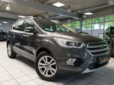 Gebraucht Ford Kuga Cool & Connect 150 PS (110 kW) 2018 Grau SUV