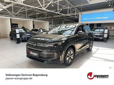 Neu VW Tiguan R 131 PS (96 kW) 2026 Uranograu SUV