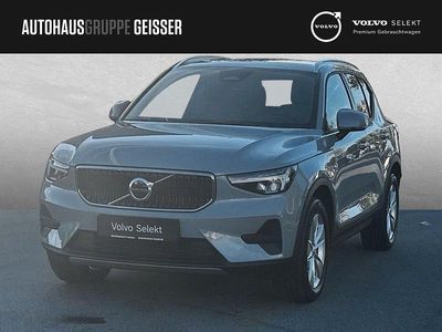 Neu Volvo XC40 Core 163 PS (119 kW) 2025 Vapour grey SUV
