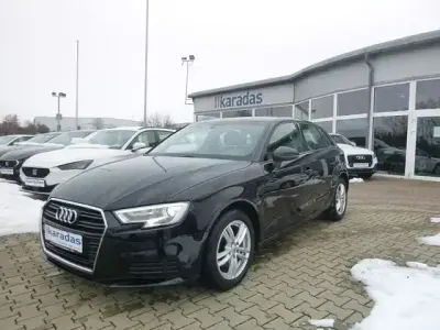 Używany Audi A3 Comfort 150 KM (110 kW) 2020 Czarny Sedan/Limuzyna