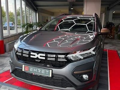 Second-hand Dacia Jogger Extreme 110 CP (80 kW) 2024 Gri Monovolum