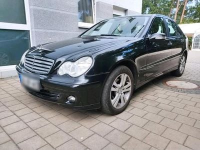 Mercedes C180