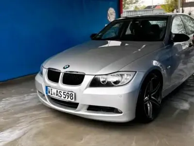 Gebraucht BMW 320 163 PS (119 kW) 2005 Grau Limousine