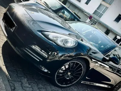 Gebraucht Porsche Panamera 4S 400 PS (294 kW) 2012 Schwarz Kleinwagen