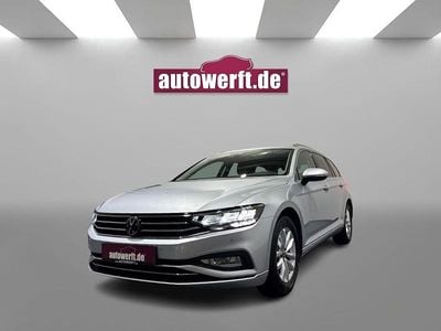 Silber Gebraucht 2023 VW Passat Business Kombi | 25.490 € (Guter Preis)
