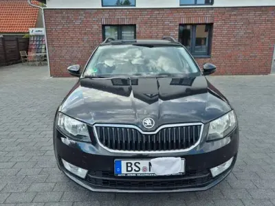 Gebraucht Skoda Octavia Elegance 150 PS (110 kW) 2013 Schwarz Kombi