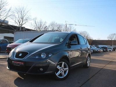 Grau Gebraucht 2012 Seat Altea XL Stylance Van / Kleinbus | 6.890 € (Etwas zu teuer)