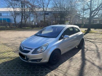 Second-hand Opel Corsa 90 CP (66 kW) 2007 Argintiu Hatchback