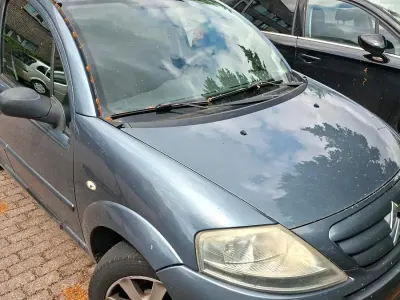 Gebraucht Citroën C3 73 PS (53 kW) 2005 Silber Kleinwagen